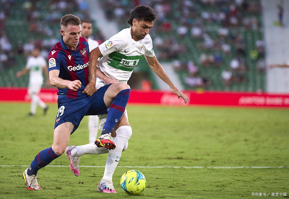 开云官网-帕尔马客场逼平热那亚，实现赛季首平